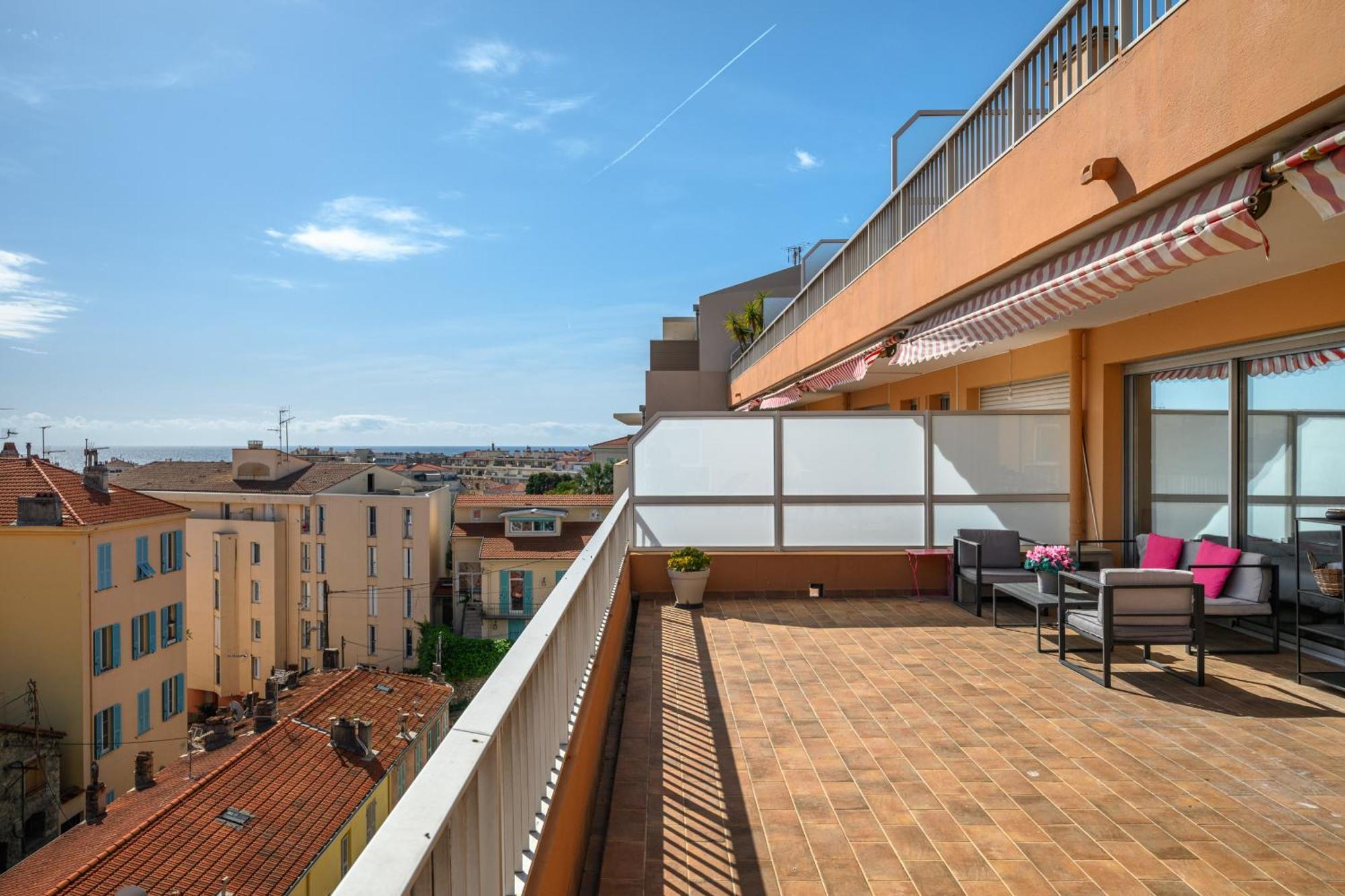 'L'Alicante Proche' Gare, Terrasse, Vue Mer Menton Exterior foto